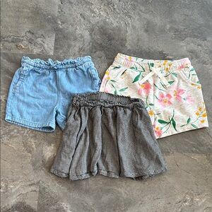 Old Navy Girl’s 4T Black and White Skirt, 4T Denim Shorts, Floral Shorts, Bundle